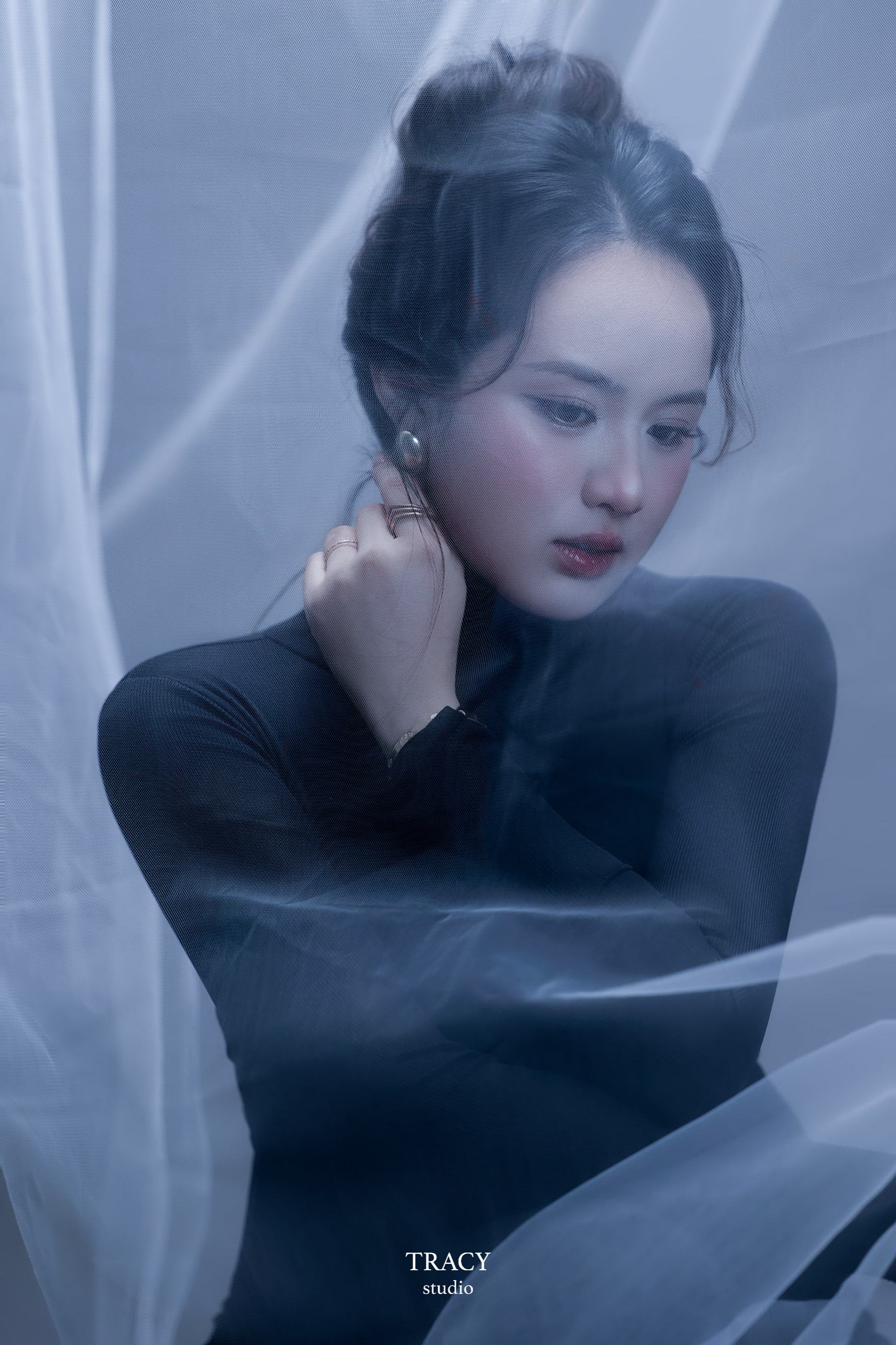 frontend/img/gallery/anh-bau/tracy-studio-chup-concept-bau-hoang-huong (6).jpg